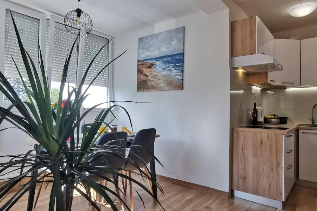 Apartman Liburna Rijeka Bagian luar foto
